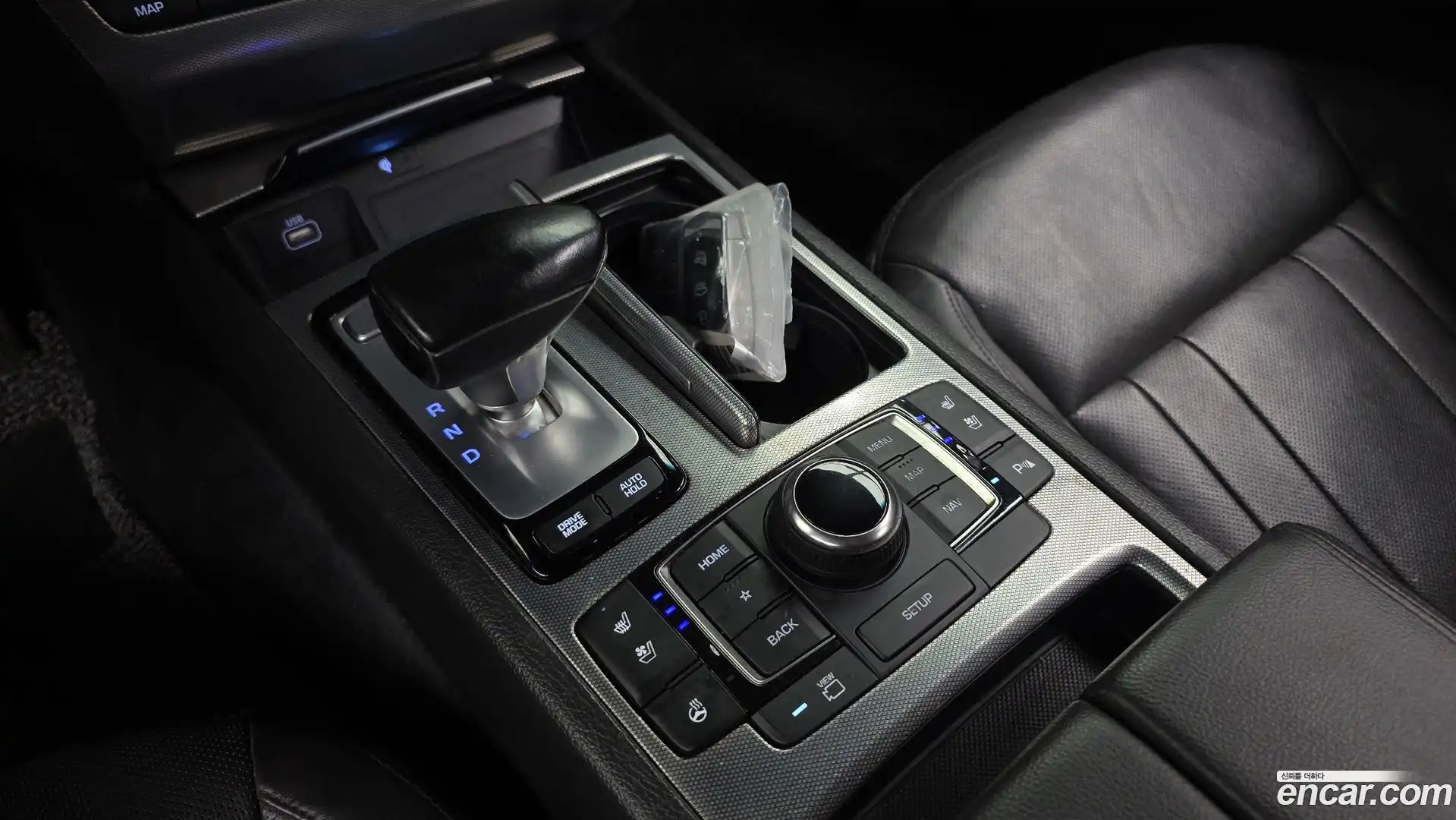 G80 Genesis 2019.6-INNER-009