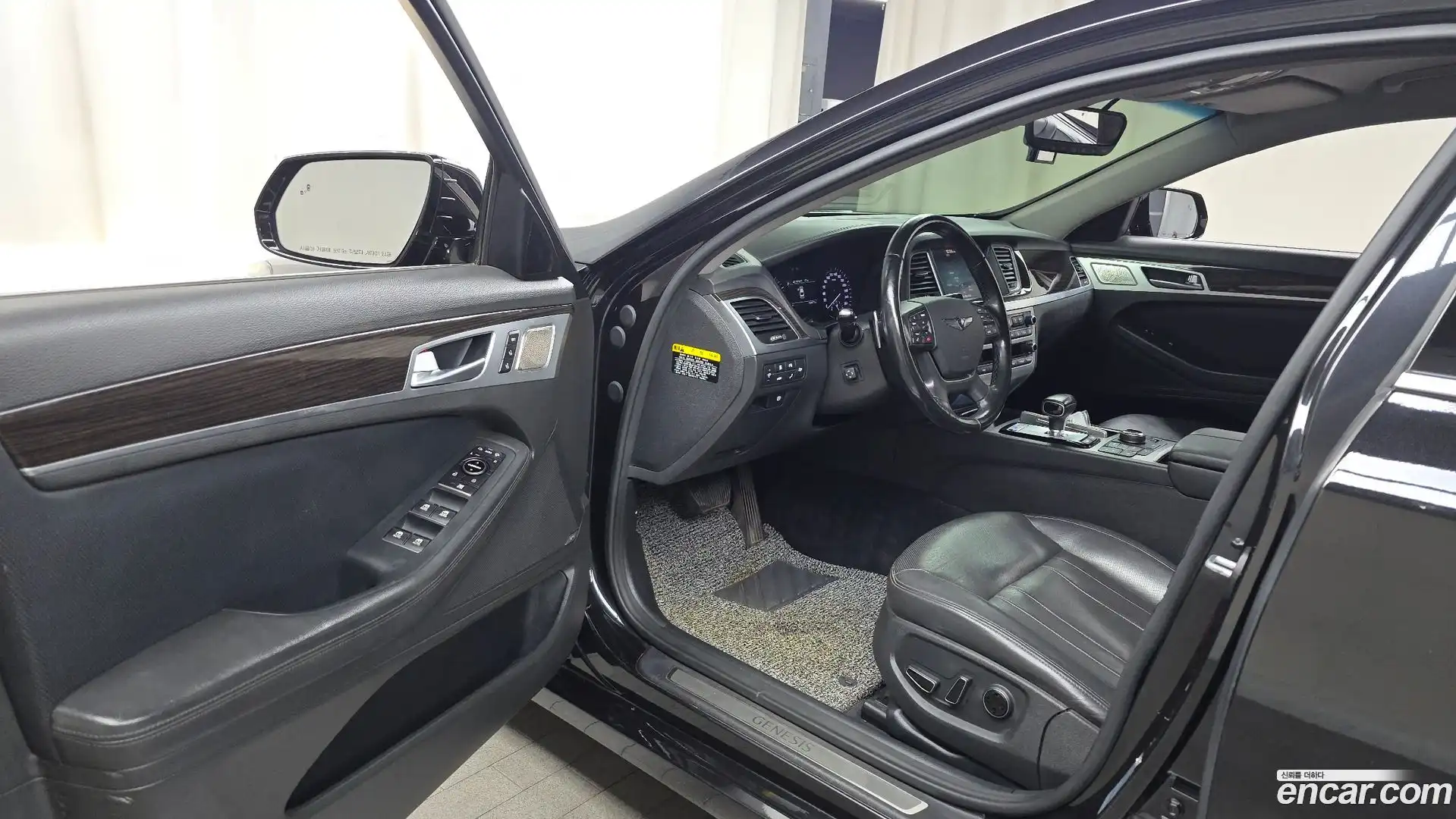 G80 Genesis 2019.6-INNER-010