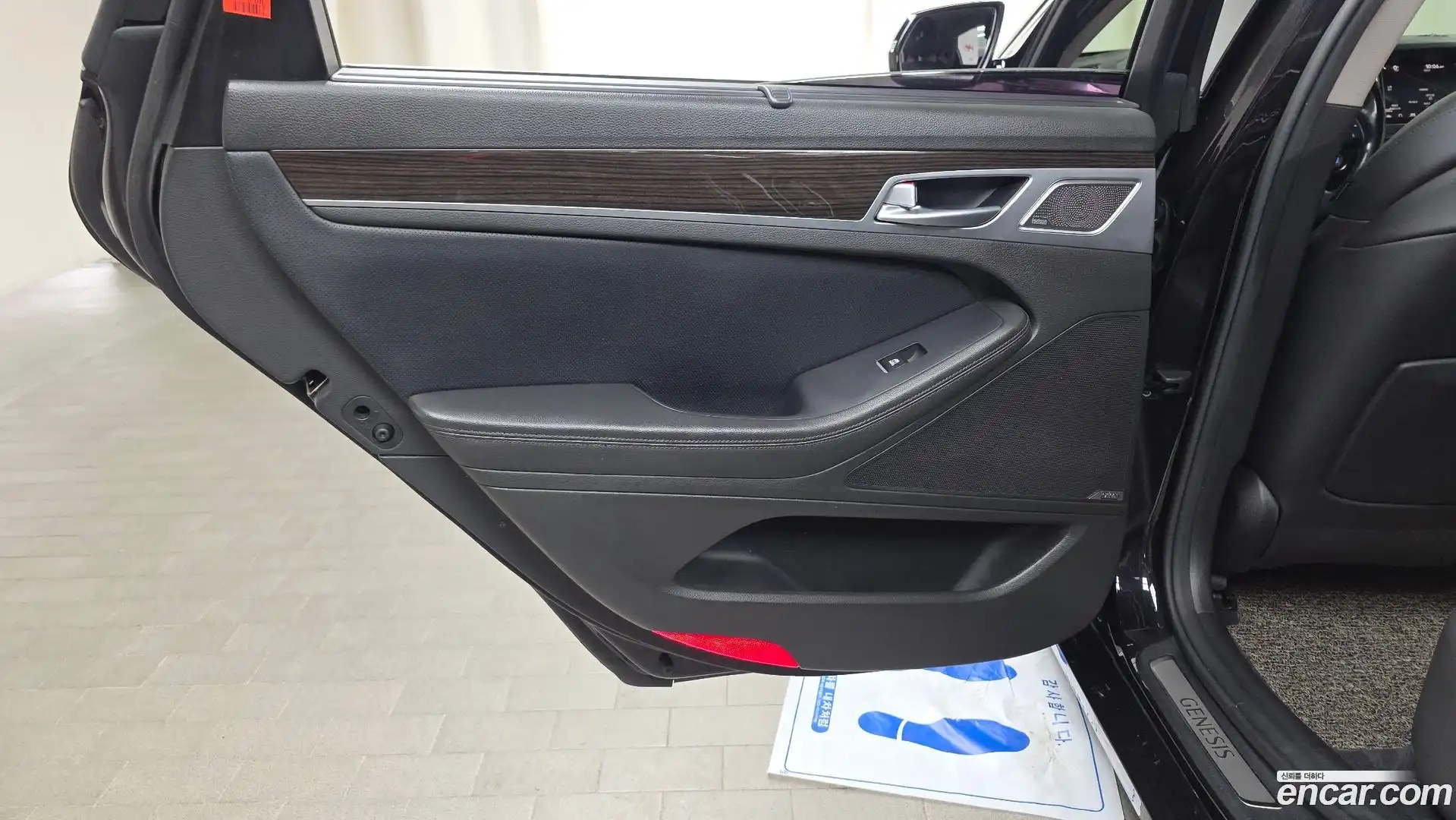 G80 Genesis 2019.6-INNER-035