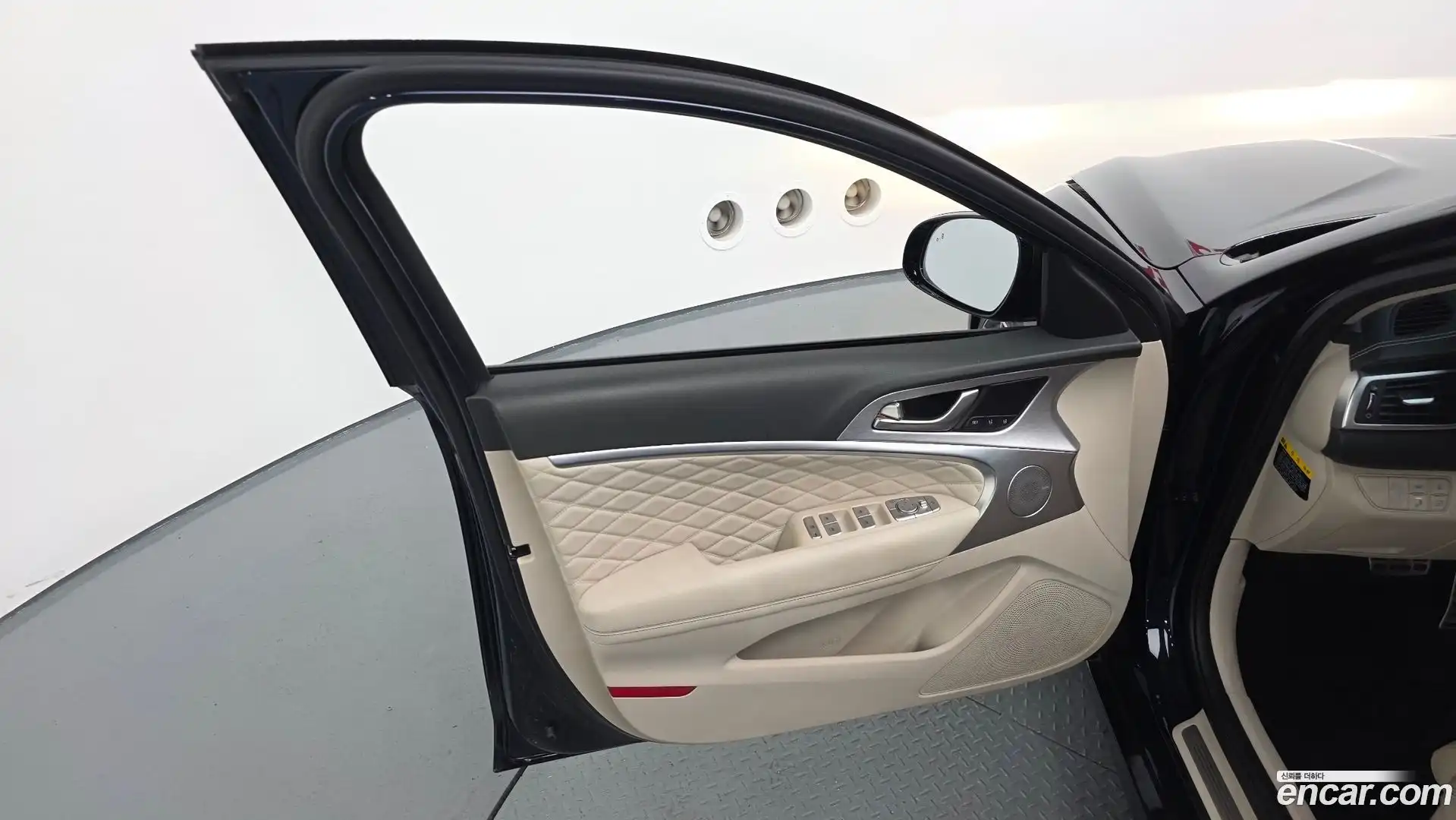 G70 Genesis 2019.5-INNER-034