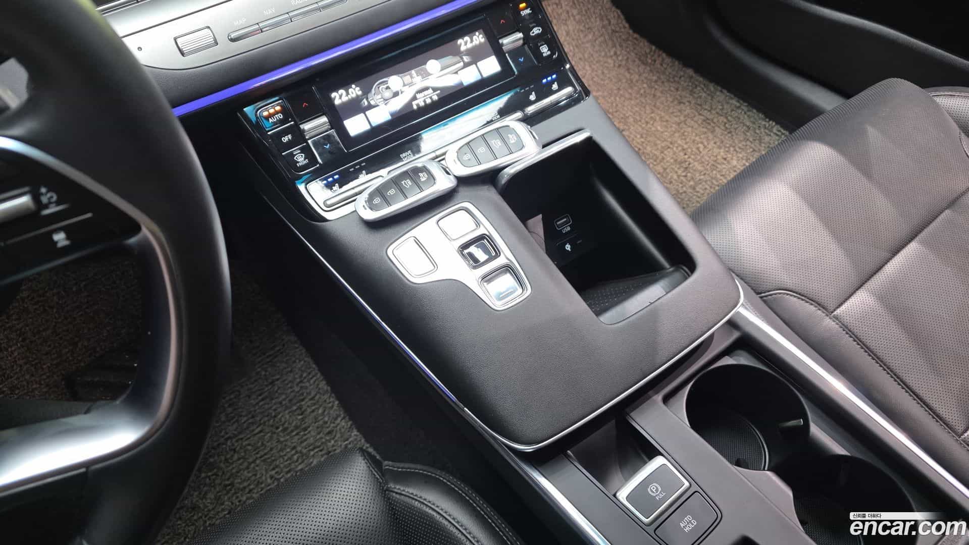 Grandeur Hyundai 2020.3-INNER-009