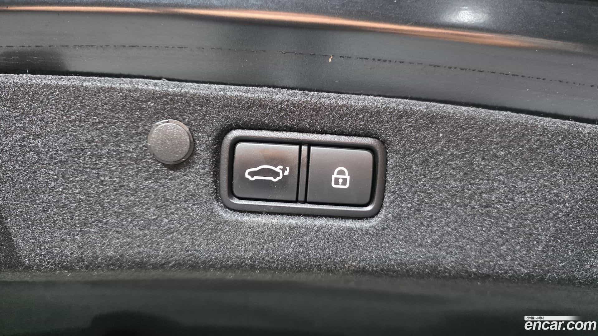 Grandeur Hyundai 2020.3-OPTION-043