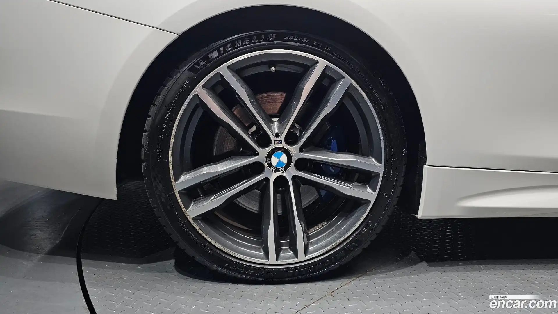 4-Series BMW 2018.0-OUTER-005