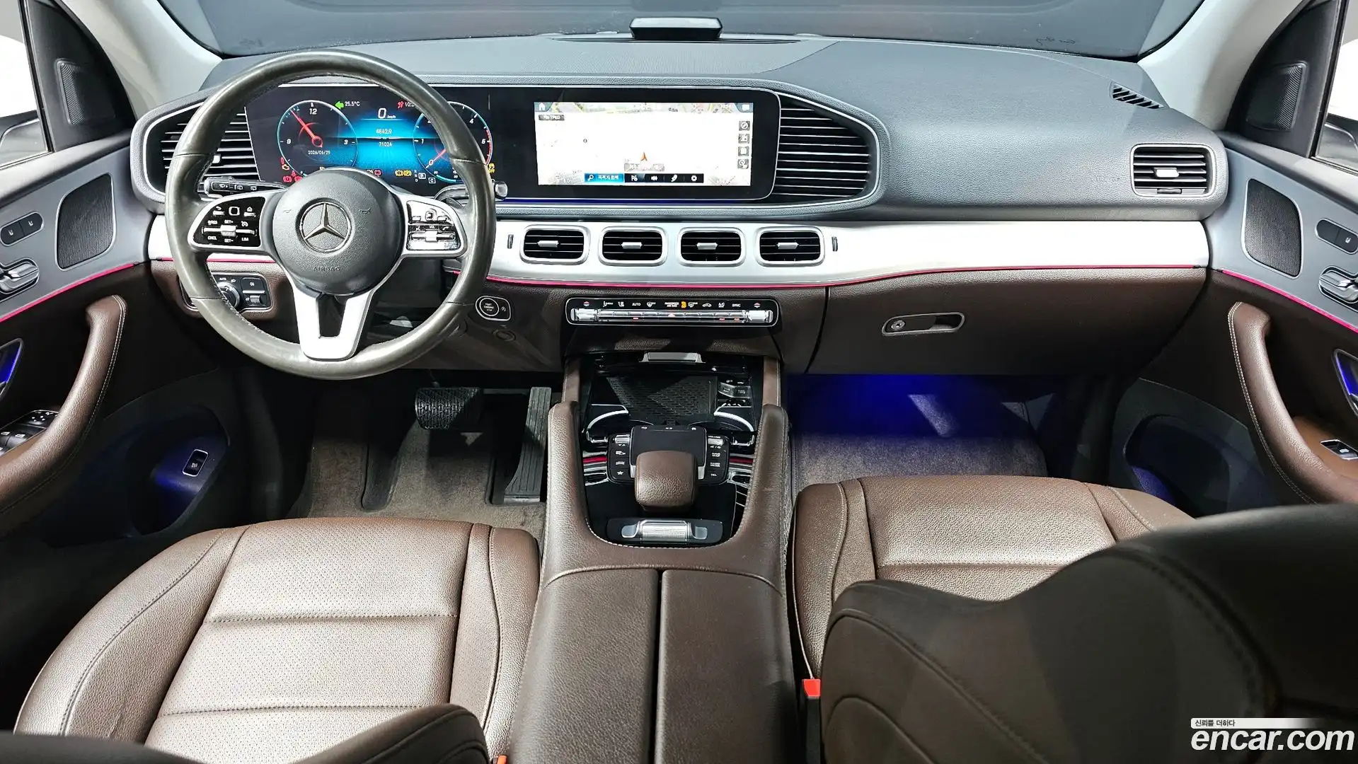 GLE-Class Mercedes-Benz 2019.9-INNER-007