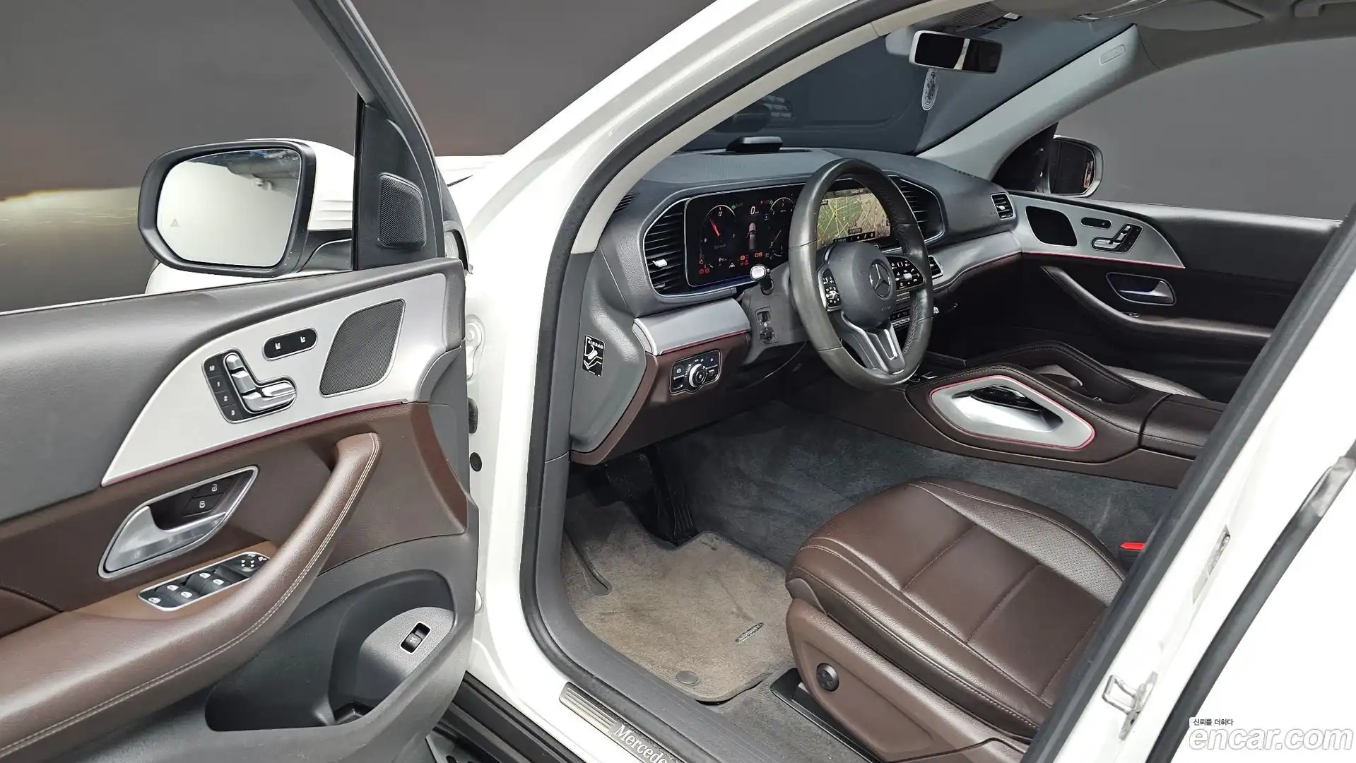 GLE-Class Mercedes-Benz 2019.9-OPTION-015