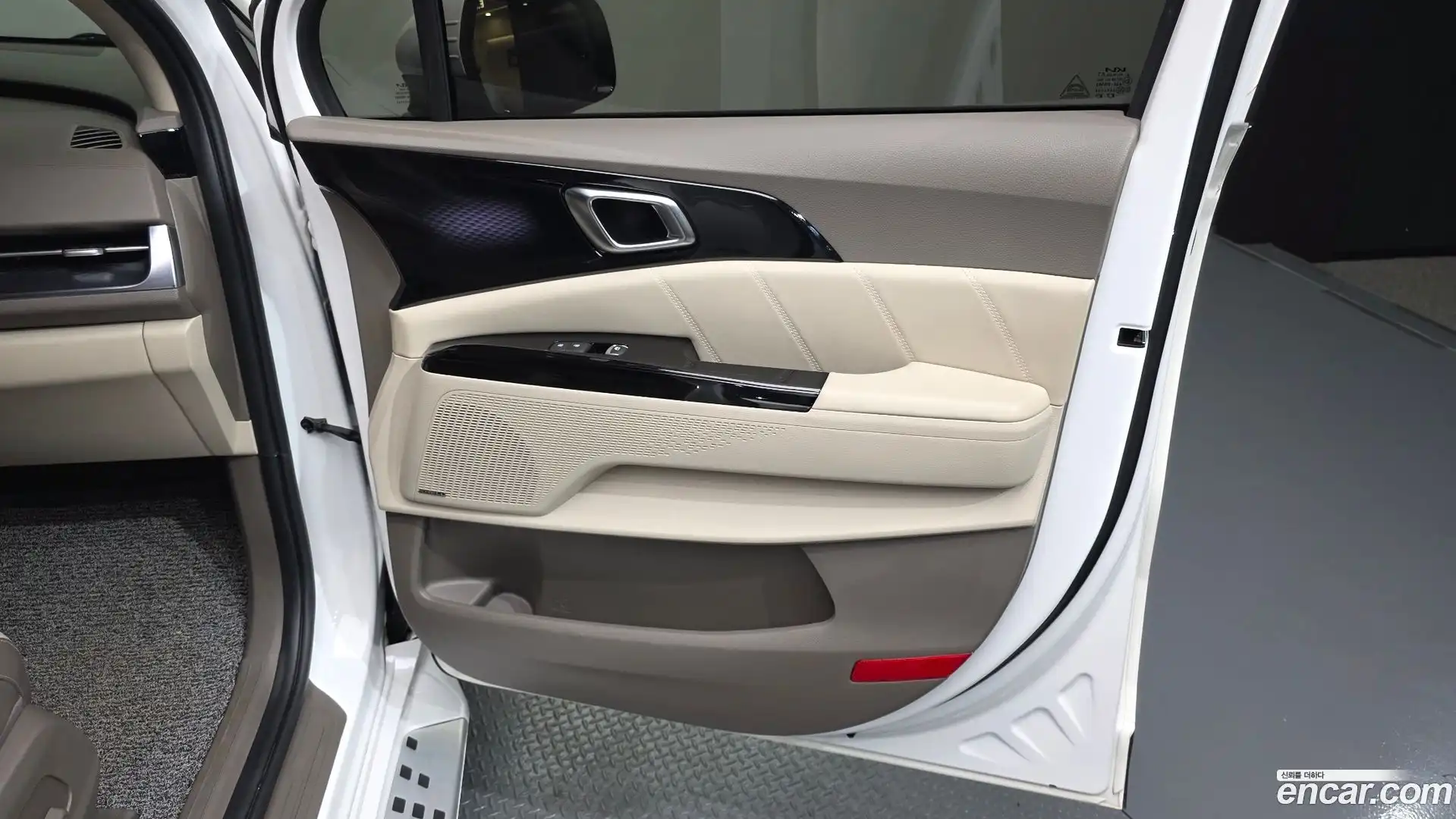 Canival Kia 2022.10-INNER-035