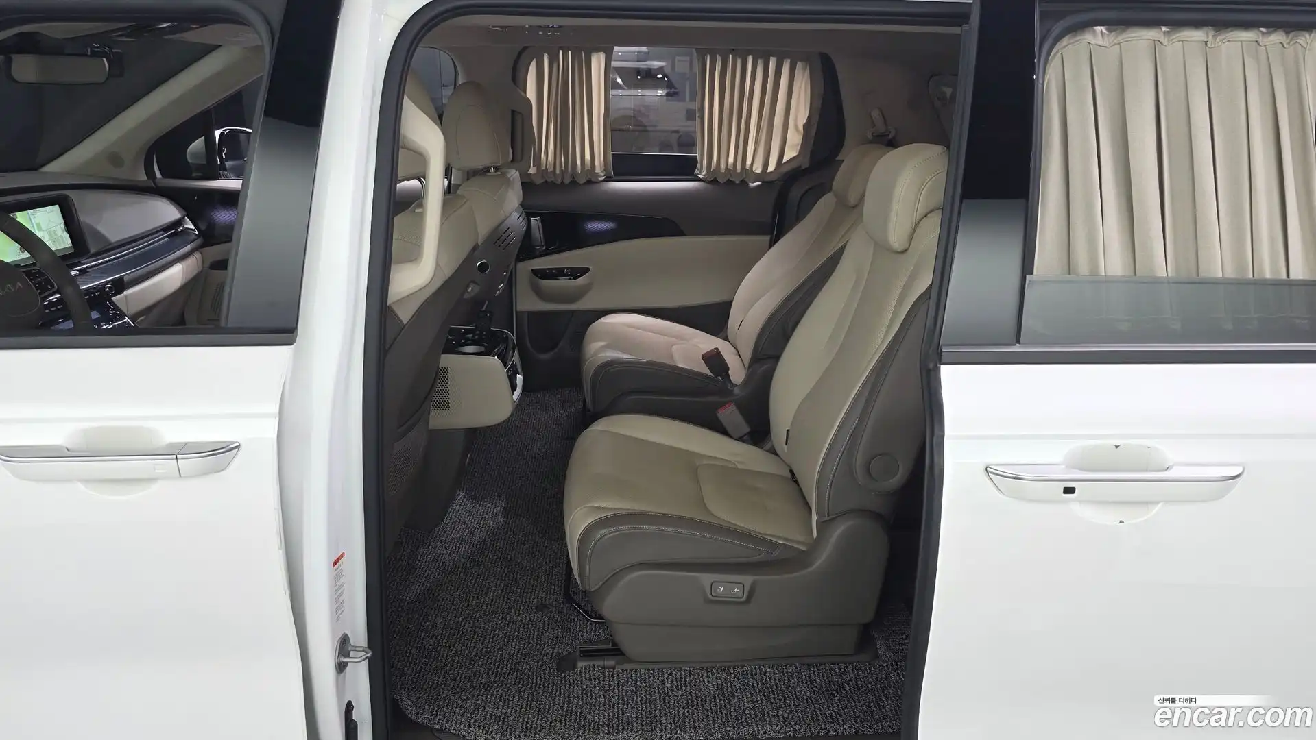 Canival Kia 2022.10-INNER-036