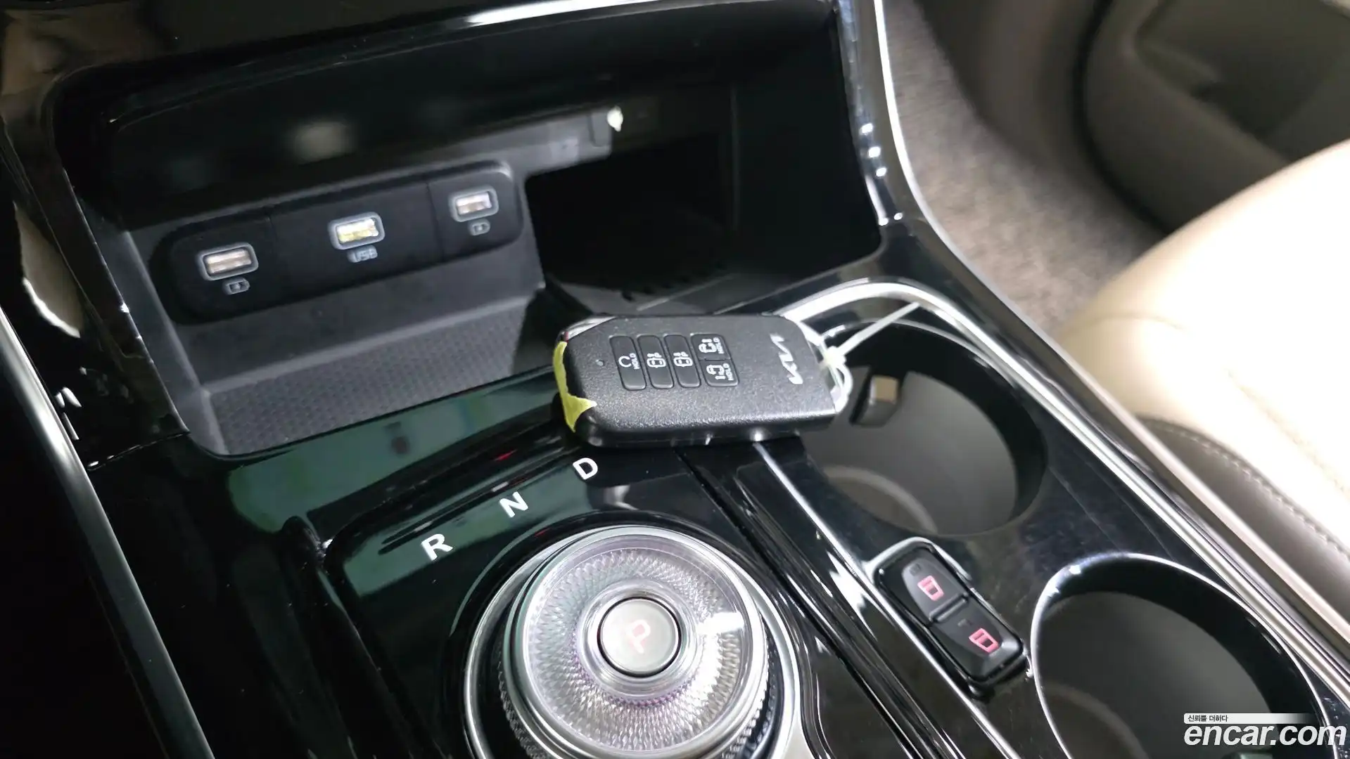 Canival Kia 2022.10-OPTION-045