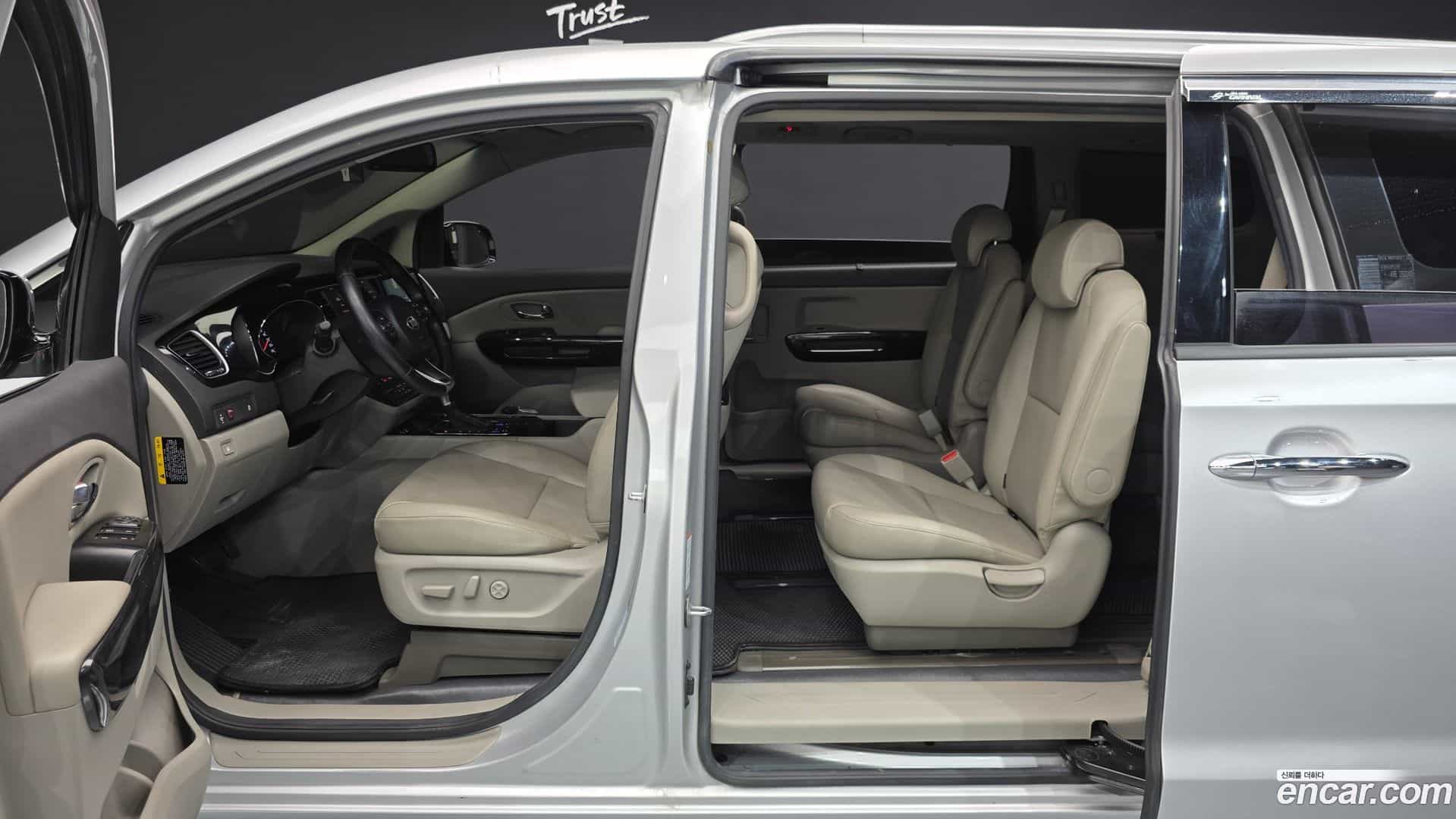 Canival Kia 2016.10-OPTION-020