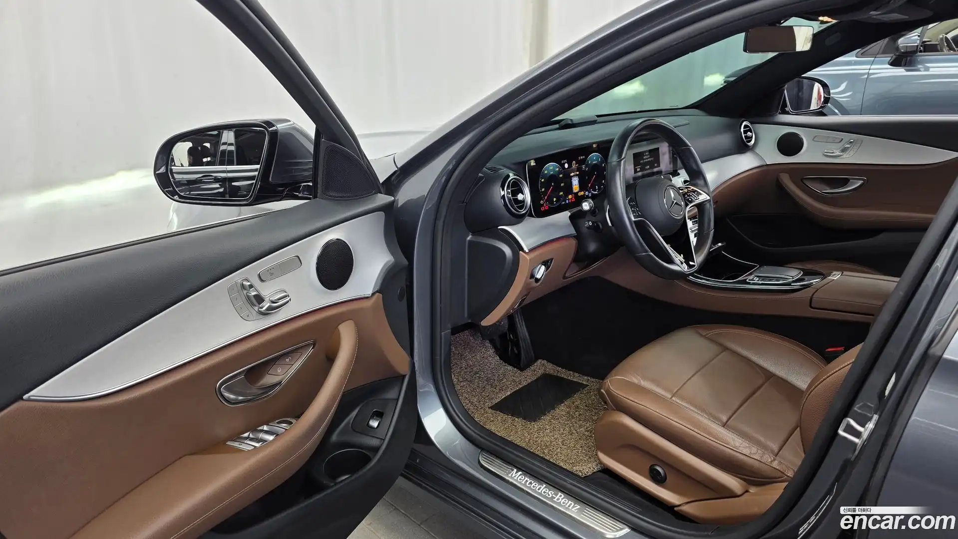 E-Class Mercedes-Benz 2021.5-INNER-010