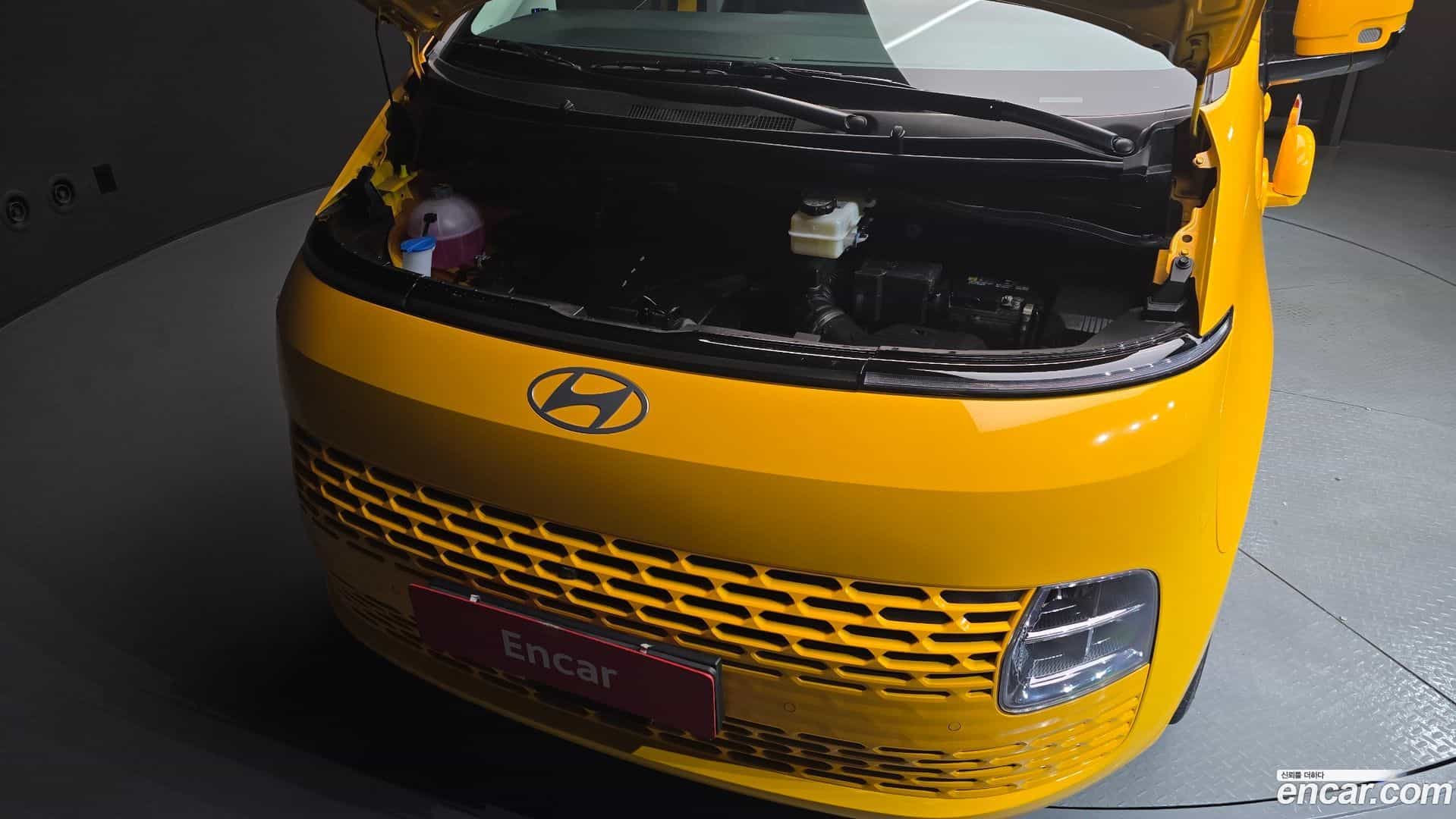 Staria Hyundai 2024.9-OUTER-006