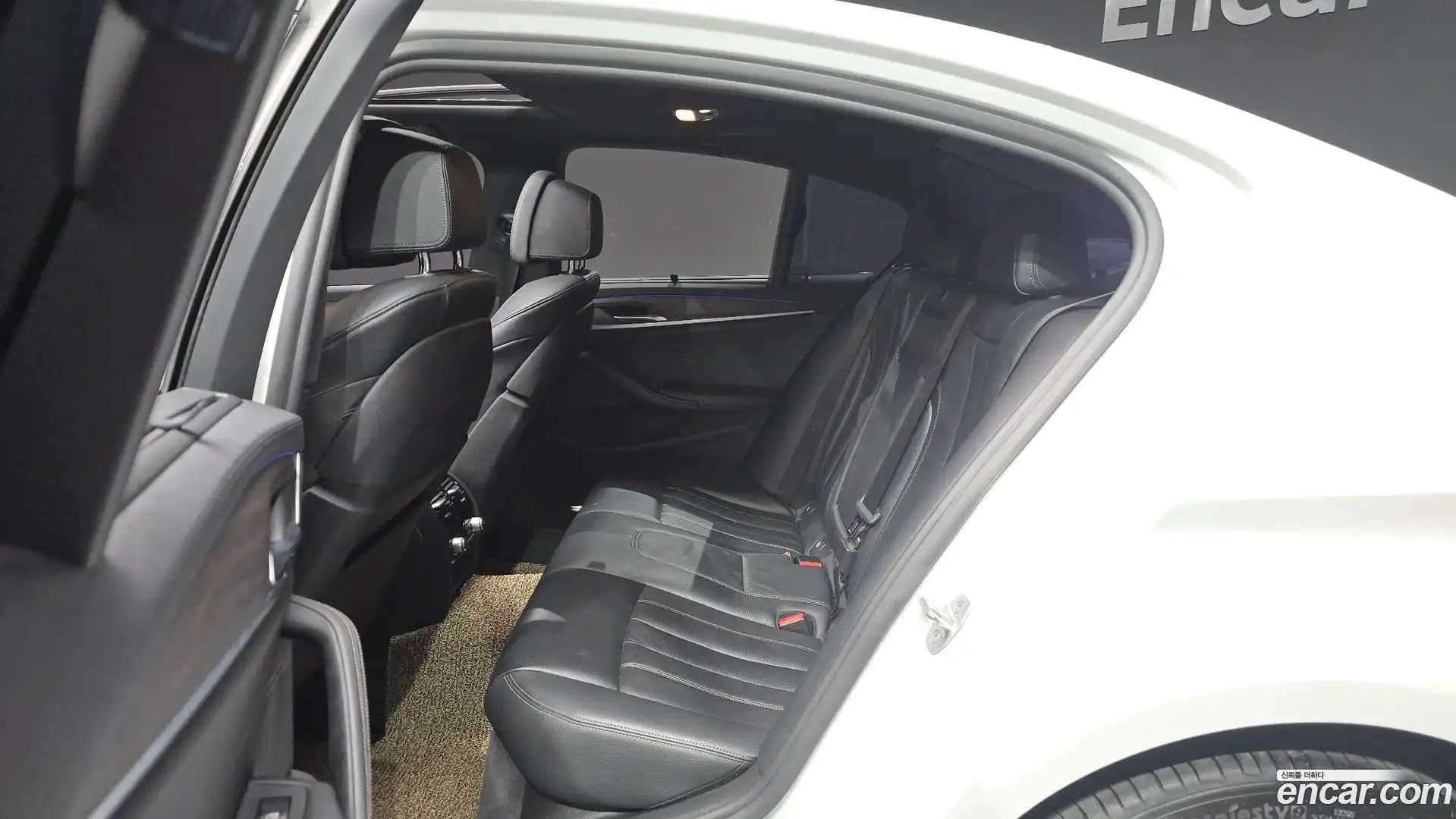 5-Series BMW 2017.8-OPTION-016