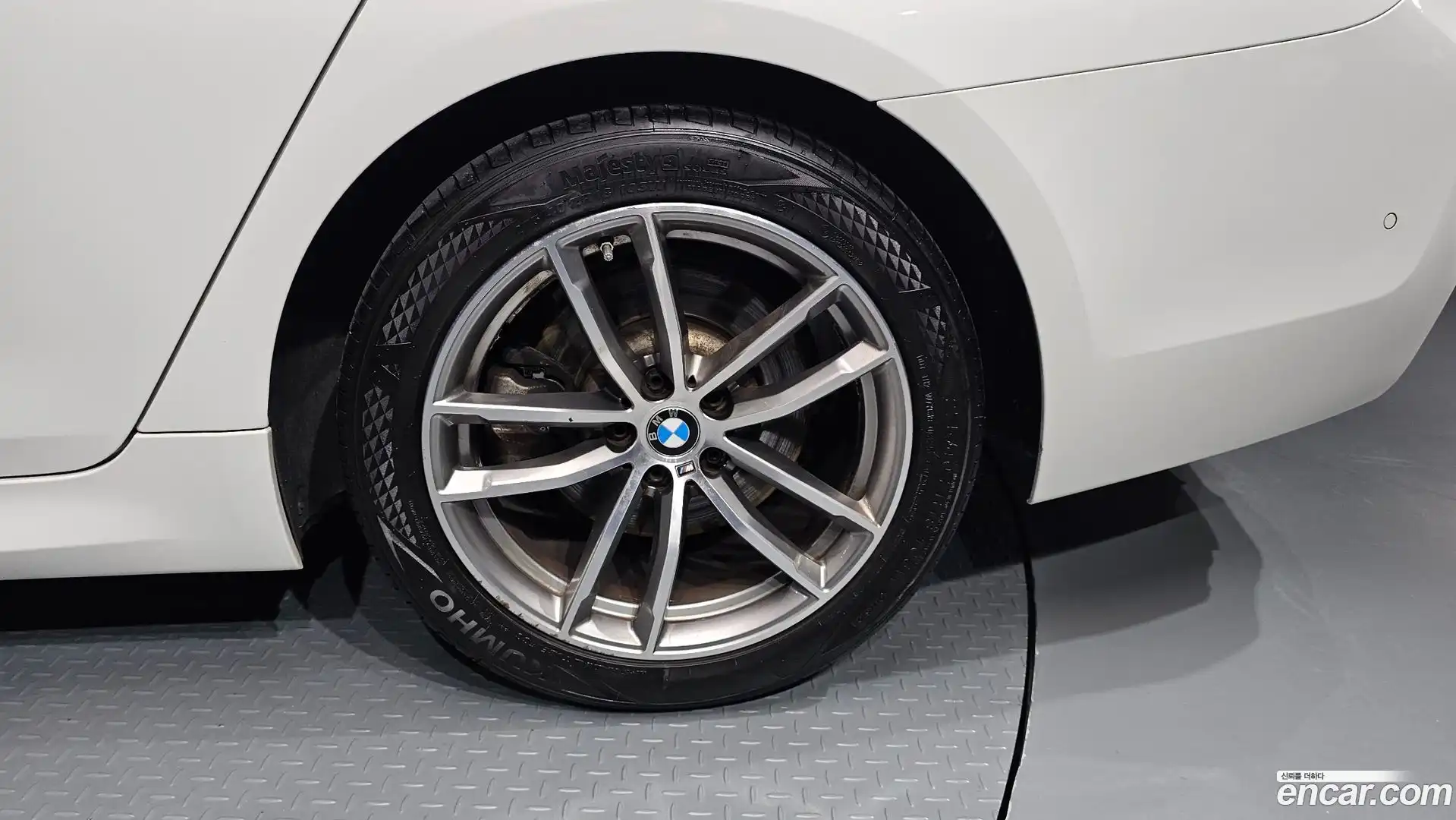 5-Series BMW 2017.8-OUTER-031