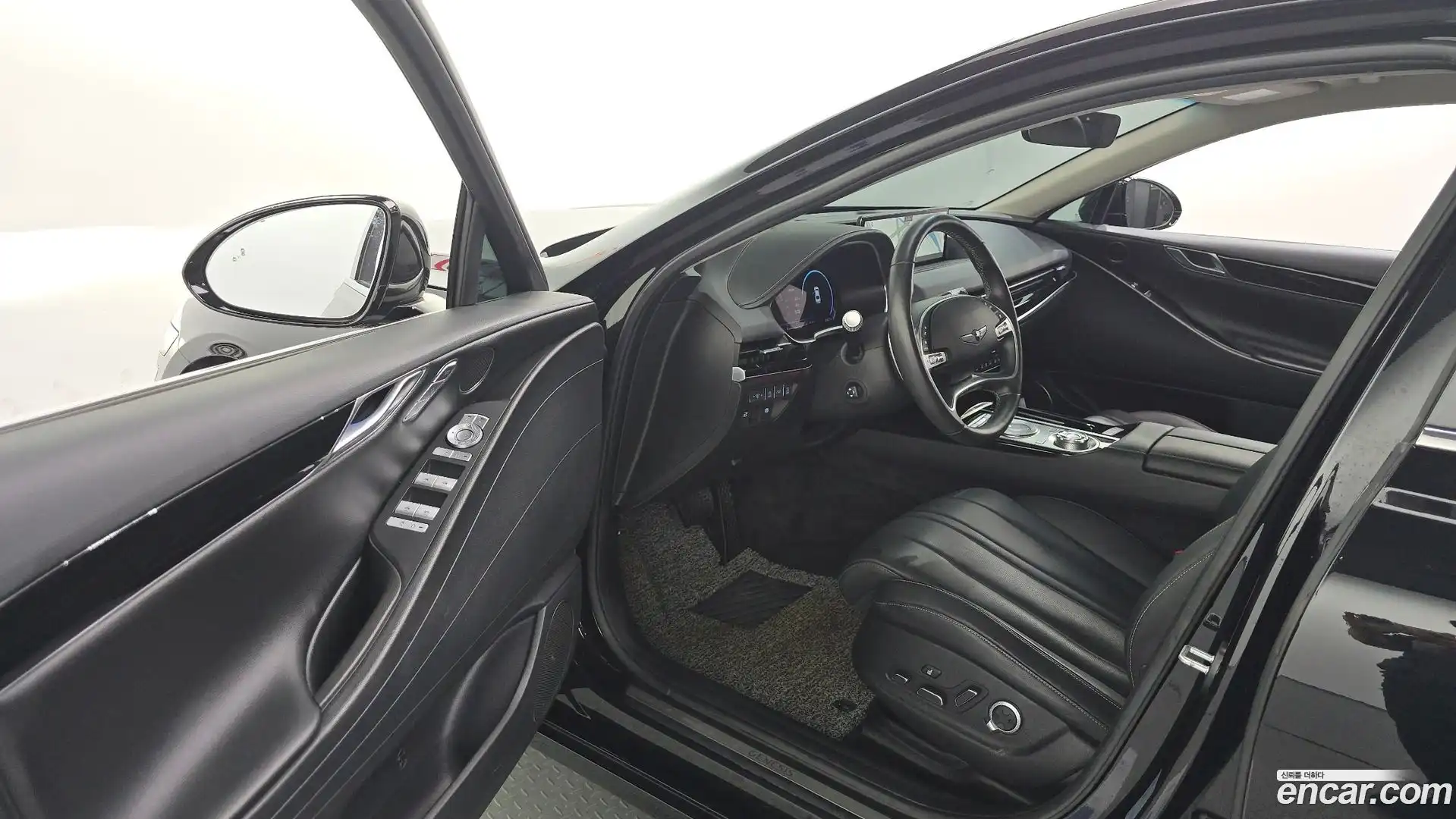 G80 Genesis 2021.2-INNER-010