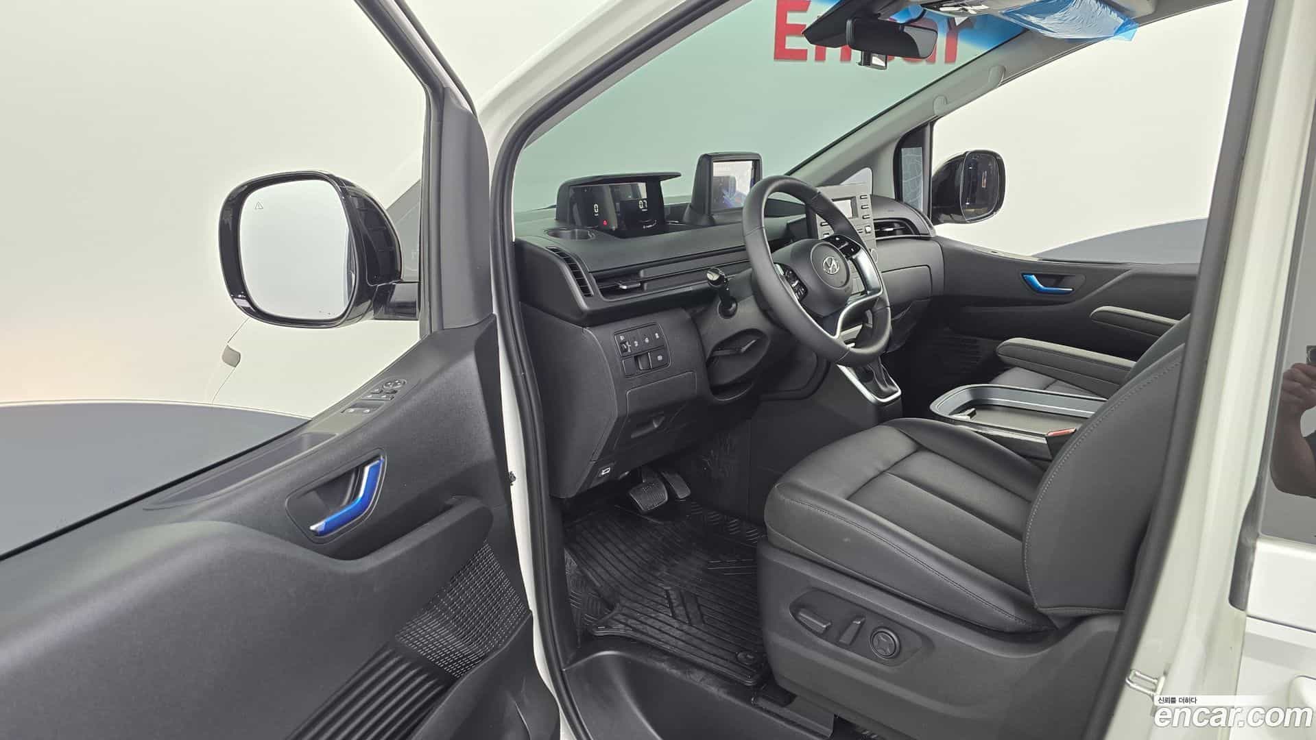 Staria Hyundai 2023.3-INNER-010