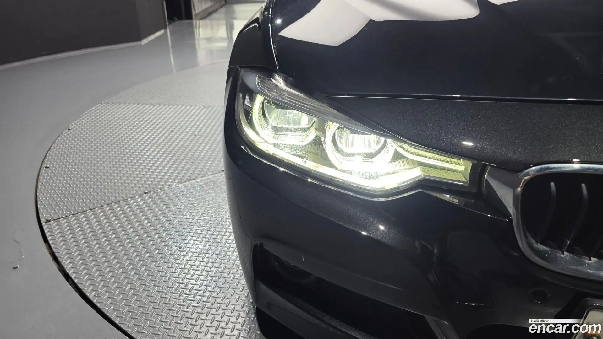 3-Series BMW 2018.11-OUTER-032