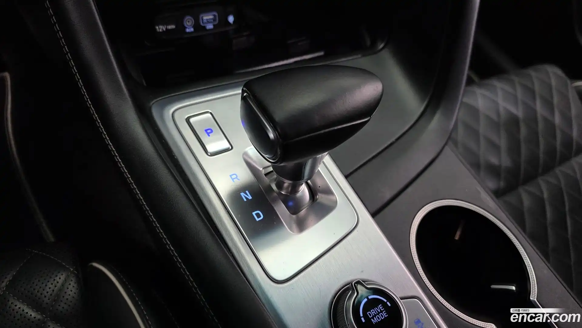 G70 Genesis 2017.10-INNER-009