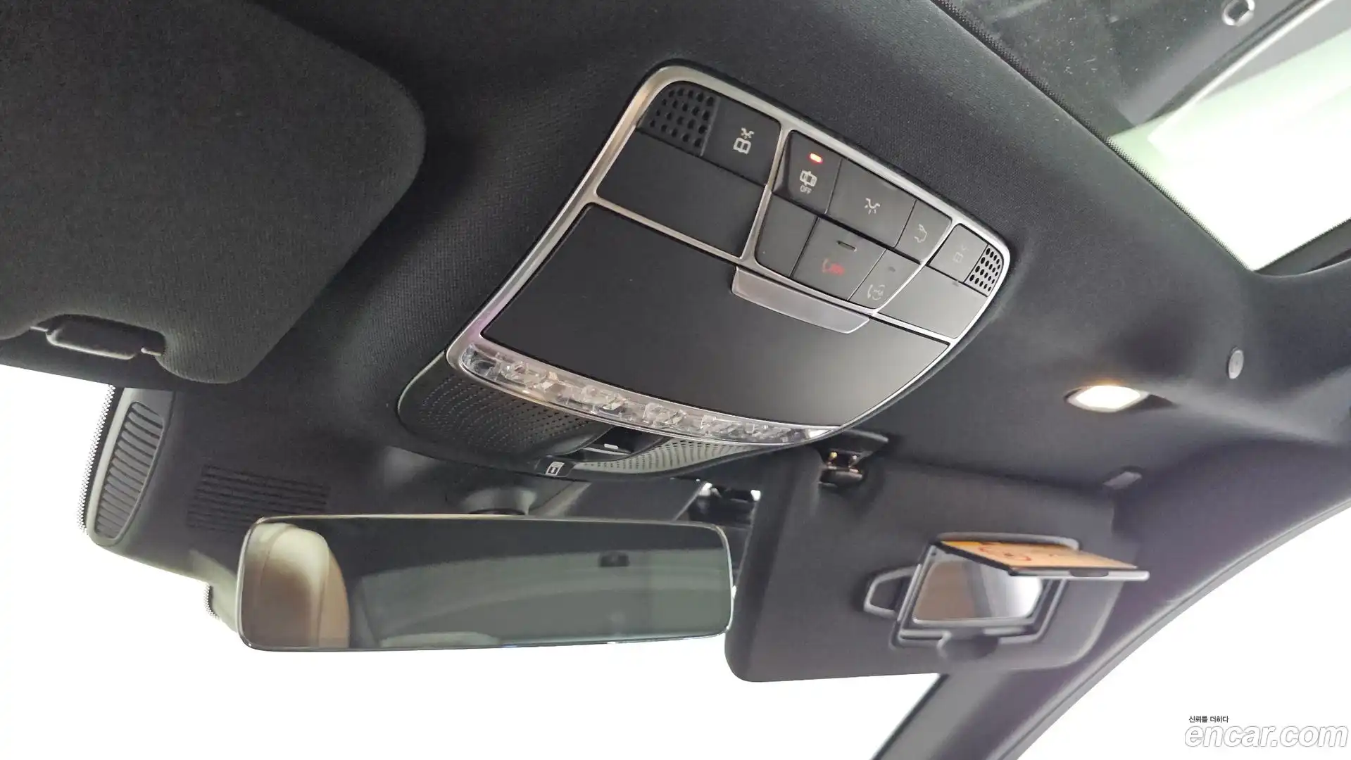 S-Class Mercedes-Benz 2020.8-OPTION-021