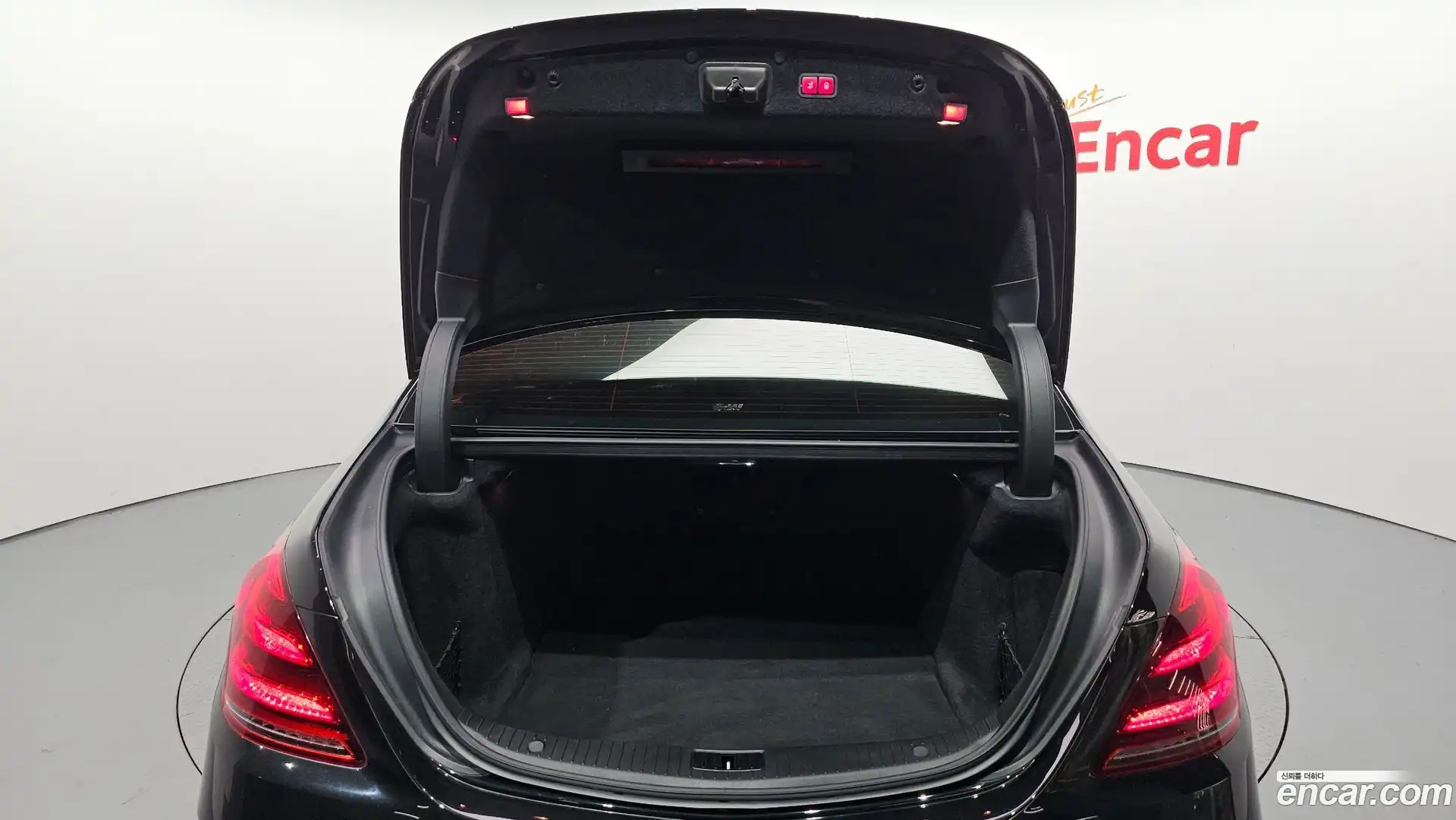 S-Class Mercedes-Benz 2020.8-OPTION-024