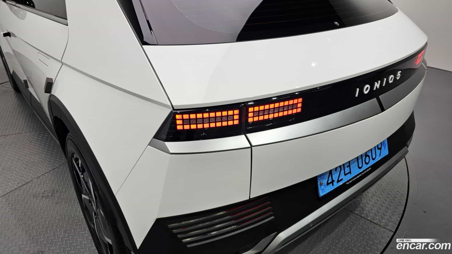 Ioniq5 Hyundai 2021.11-OUTER-033