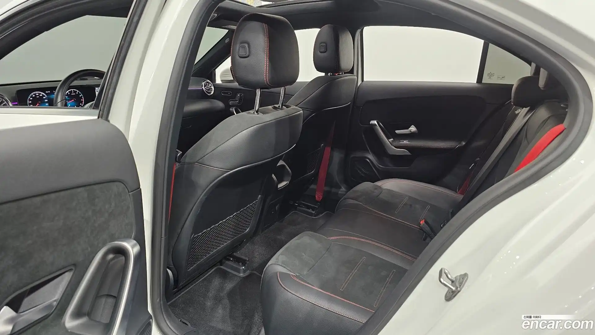 A-Class Mercedes-Benz 2021.6-OPTION-016