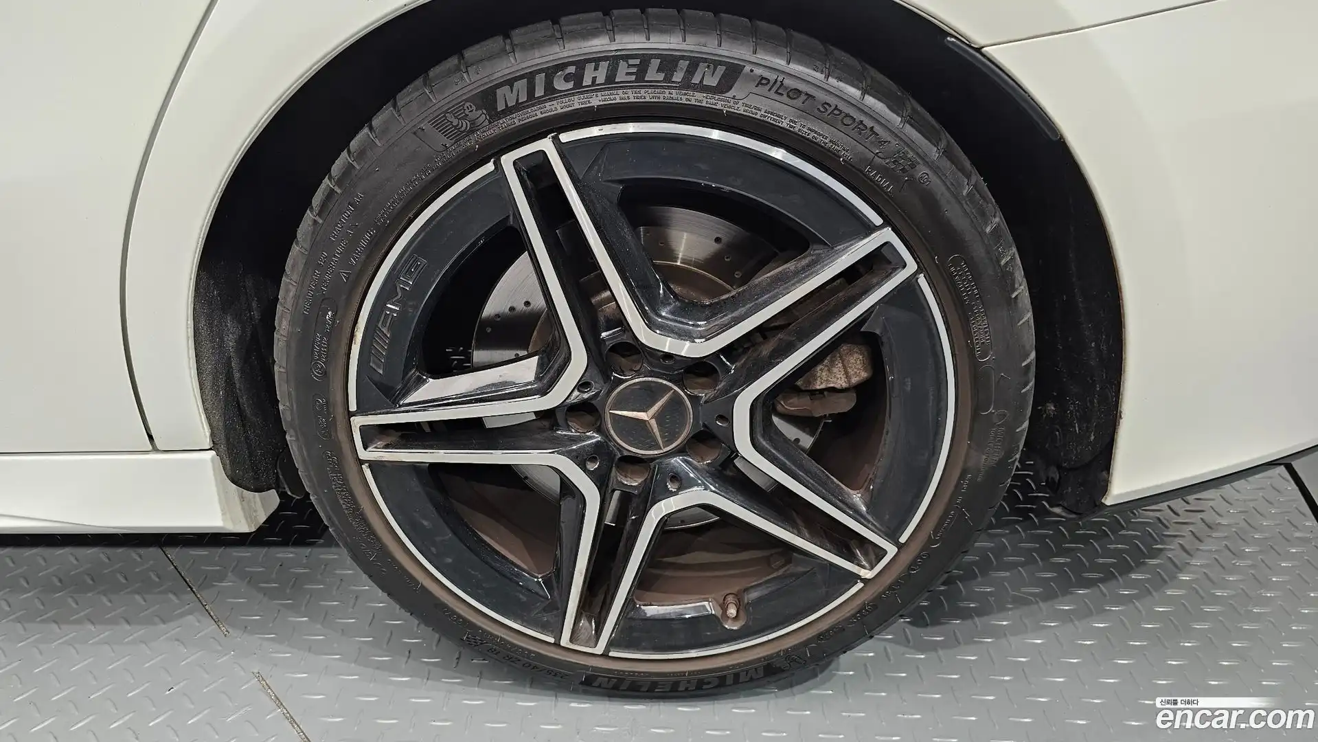 A-Class Mercedes-Benz 2021.6-OUTER-031