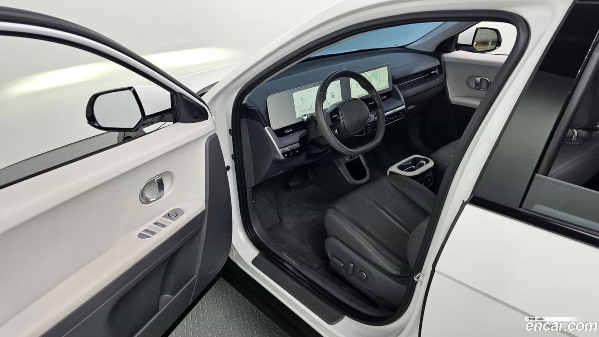Ioniq5 Hyundai 2021.5-INNER-010