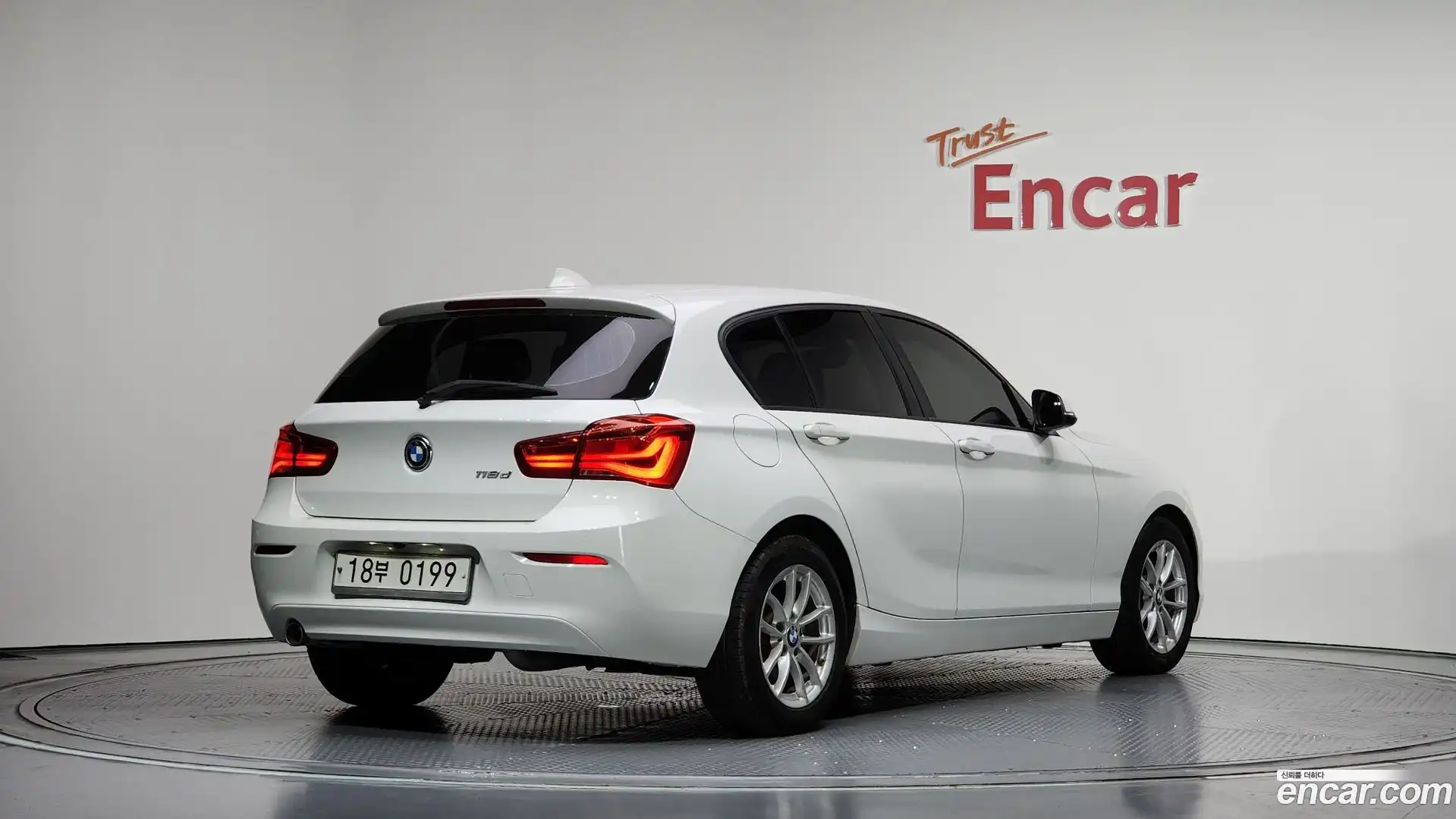 1-Series BMW 2016.10-OUTER-002
