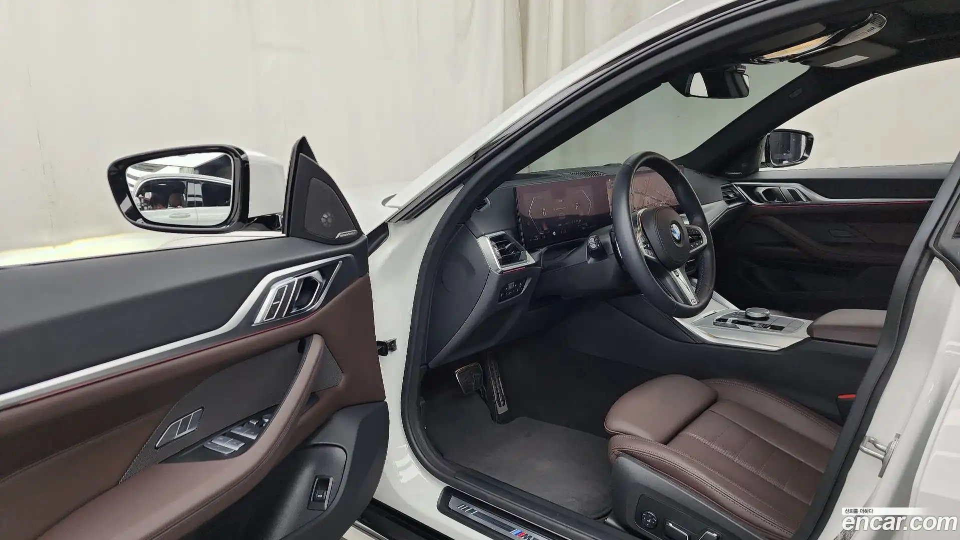 4-Series BMW 2024.10-INNER-010
