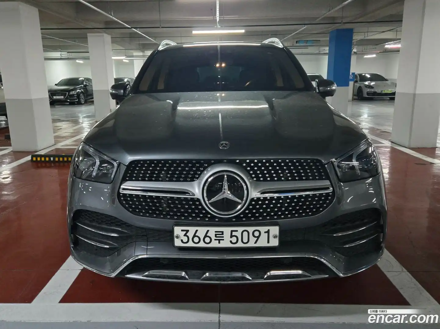 GLE-Class Mercedes-Benz 2020.5-OUTER-001