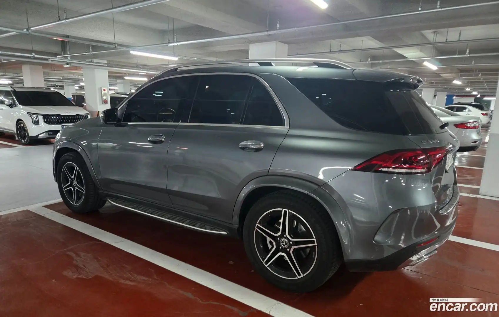 GLE-Class Mercedes-Benz 2020.5-OUTER-006