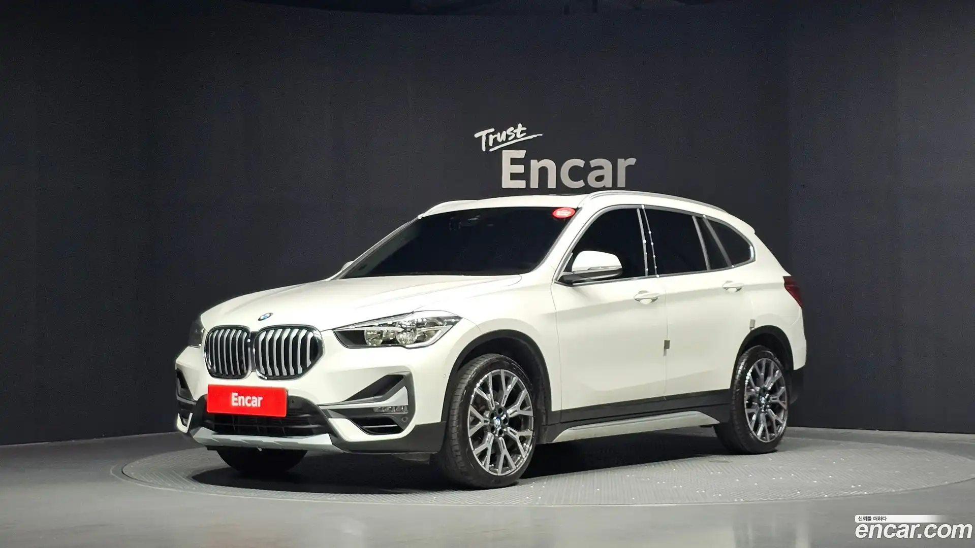 X1 BMW 2022.4-OUTER-001
