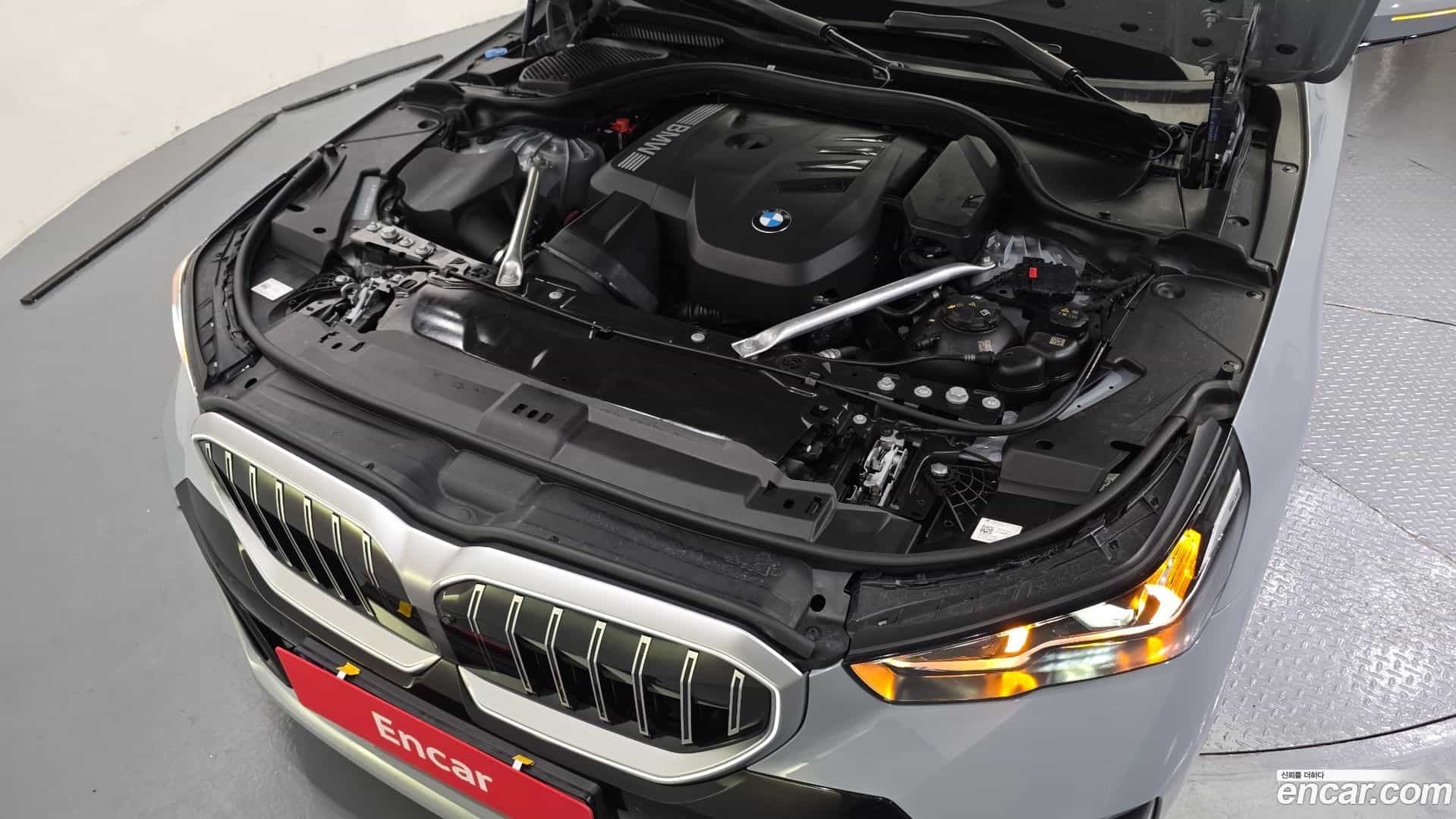 5-Series BMW 2025.3-OUTER-006