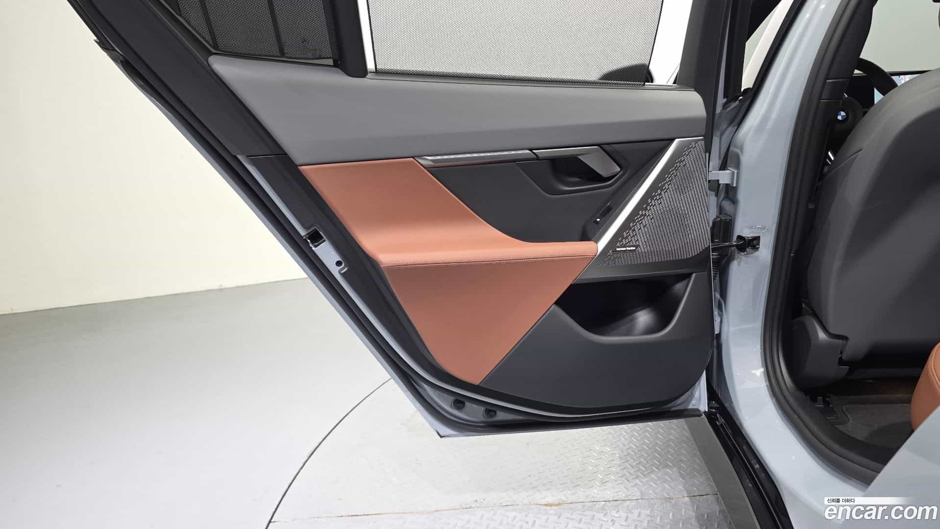 5-Series BMW 2025.3-INNER-035