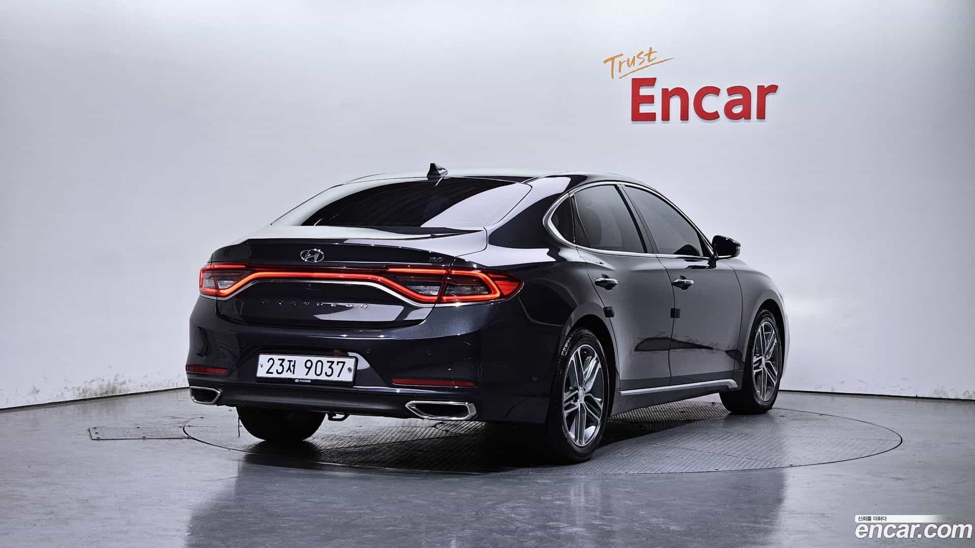 Grandeur Hyundai 2017.0-OUTER-002