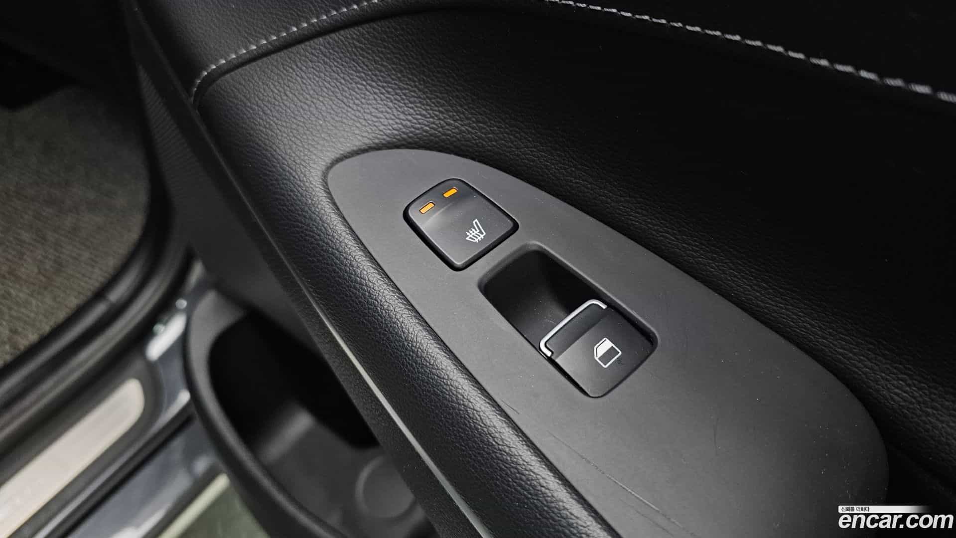 Grandeur Hyundai 2017.0-OPTION-023