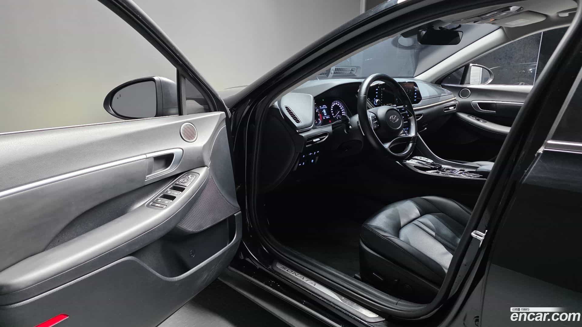Sonata Hyundai 2021.2-INNER-010