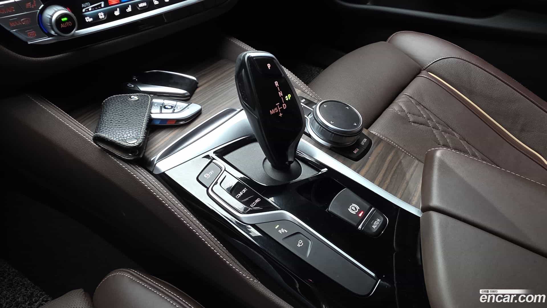 5-Series BMW 2019.11-INNER-009