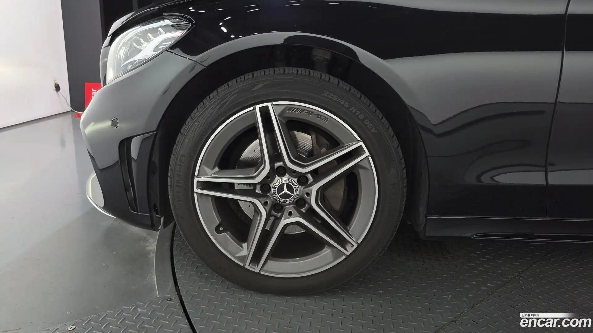 C-Class Mercedes-Benz 2019.3-OUTER-005