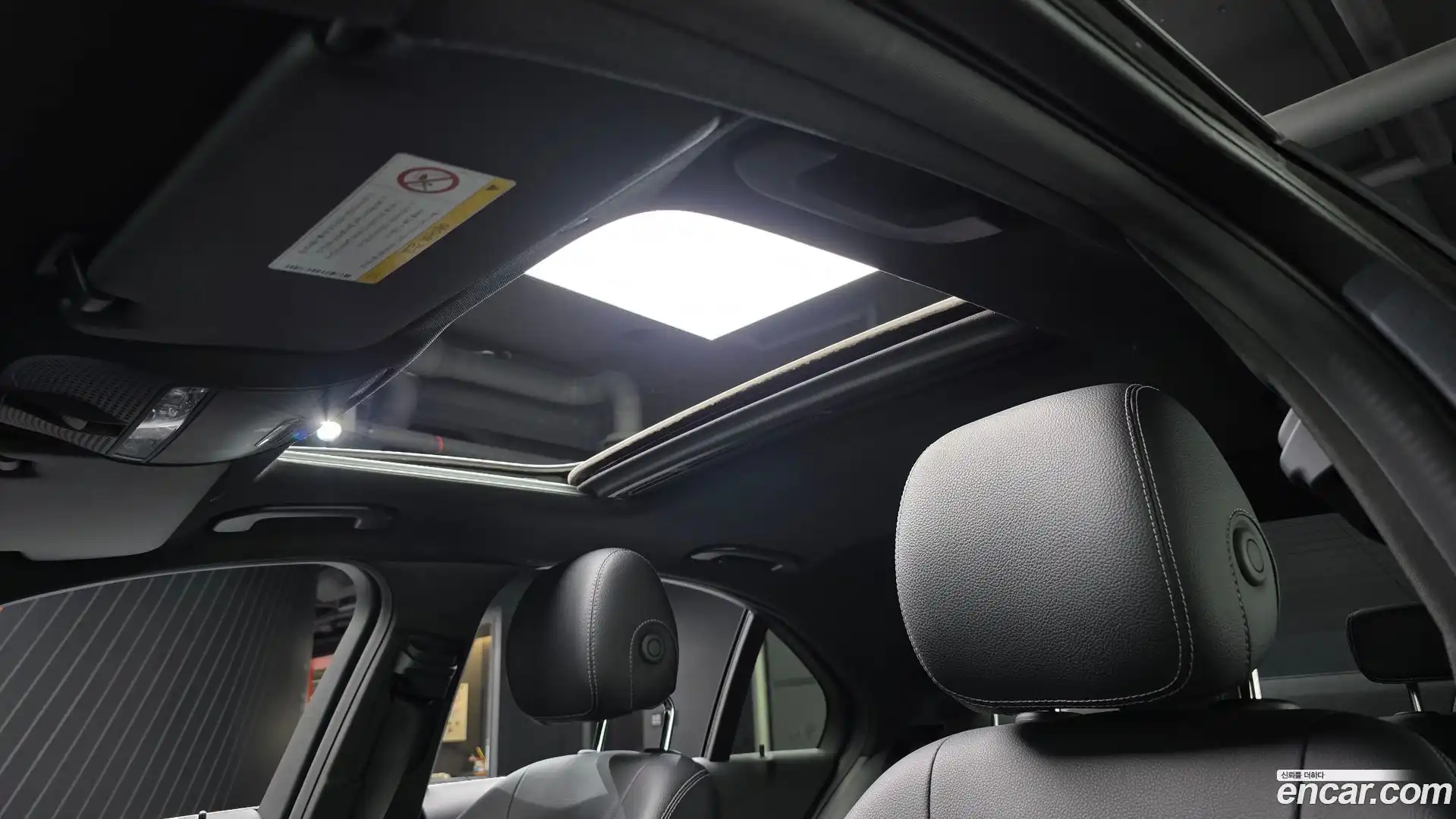 C-Class Mercedes-Benz 2019.3-OPTION-019