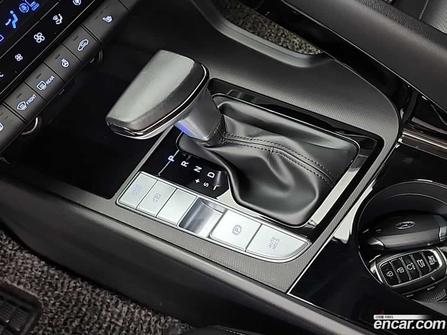 AVANTE Hyundai 2021.10-INNER-008