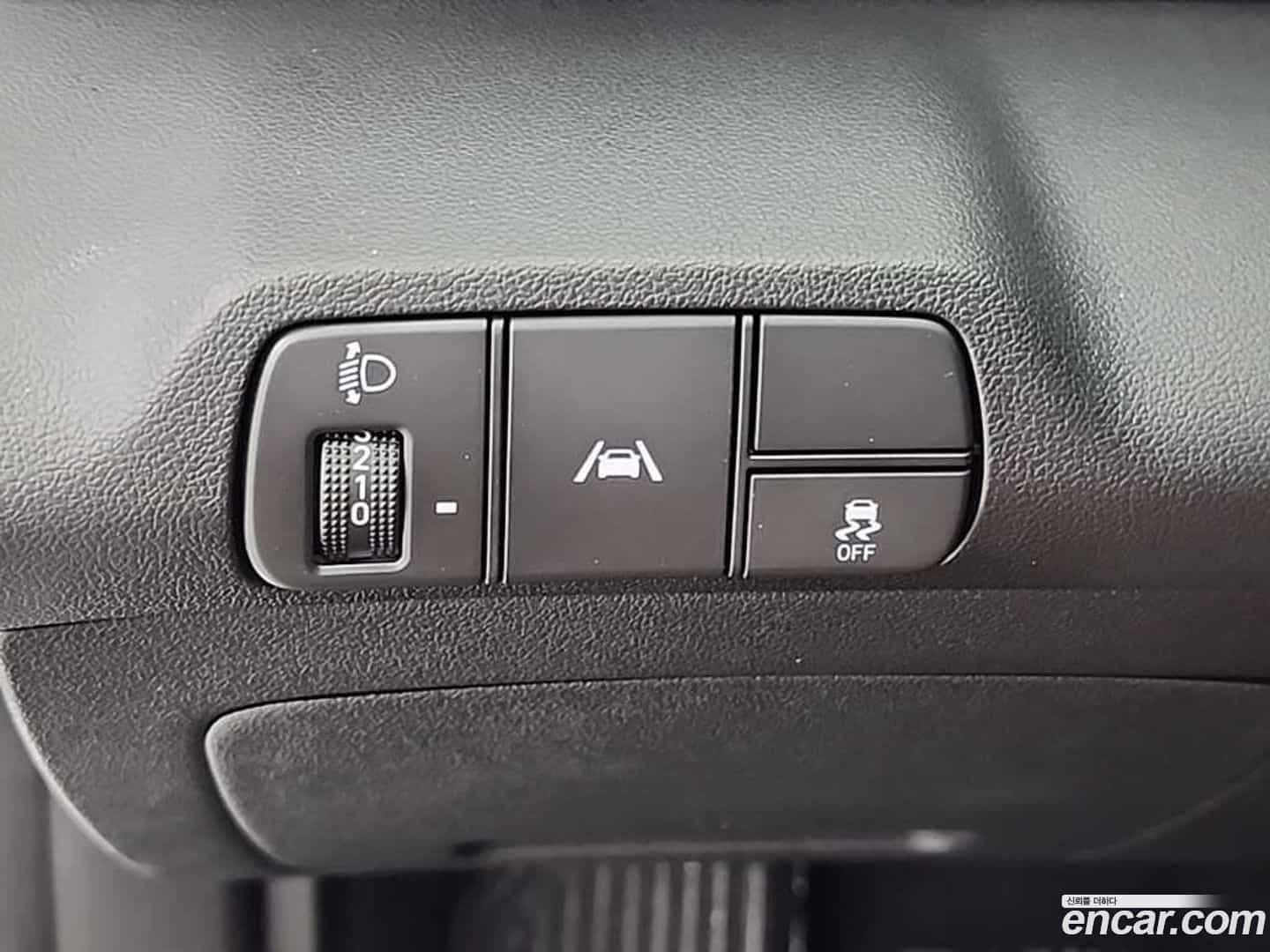 AVANTE Hyundai 2021.10-OPTION-021