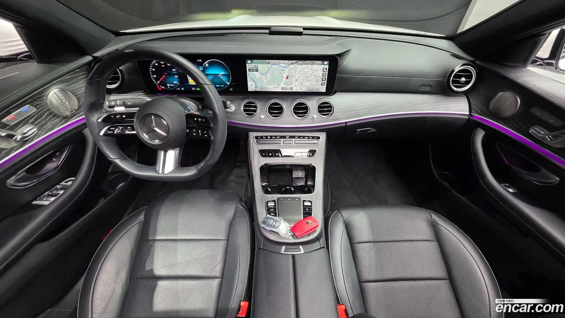 E-Class Mercedes-Benz 2022.1-INNER-007