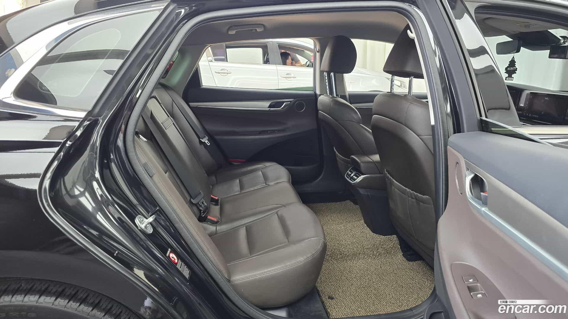 Grandeur Hyundai 2020.5-OPTION-016