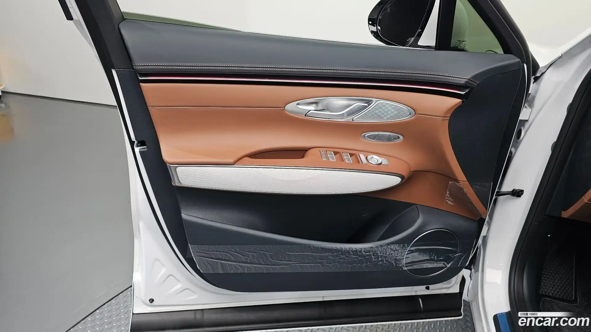 GV70 Genesis 2026.1-INNER-034
