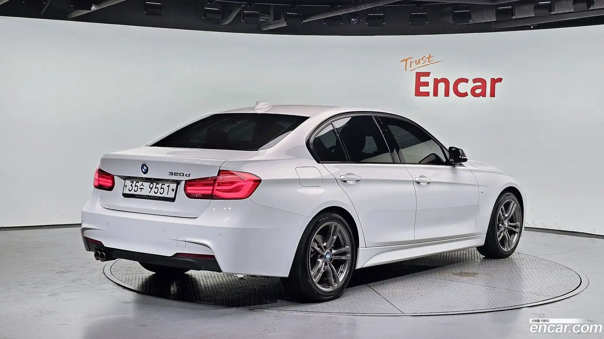 3-Series BMW 2018.1-OUTER-002