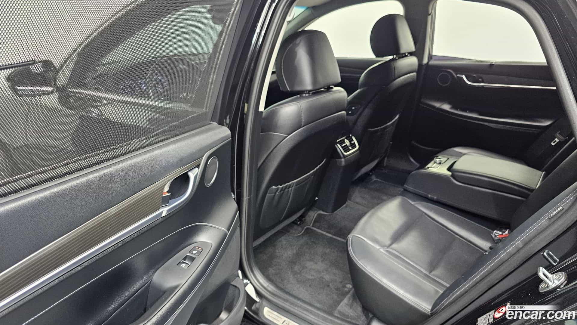 Grandeur Hyundai 2017.2-OPTION-015