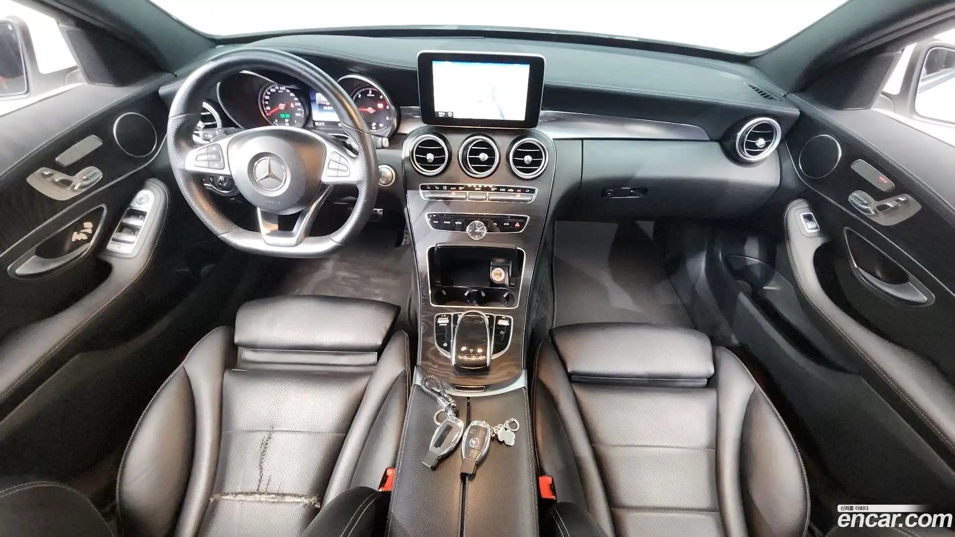 C-Class Mercedes-Benz 2015.8-INNER-007