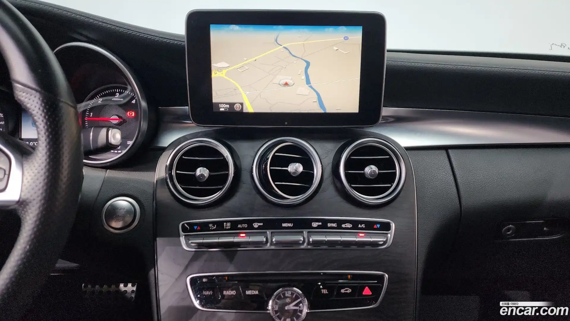C-Class Mercedes-Benz 2015.8-OPTION-016