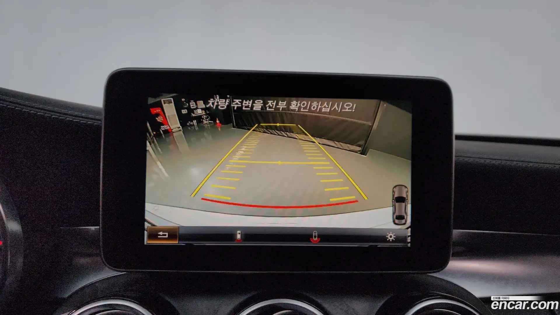 C-Class Mercedes-Benz 2015.8-OPTION-018